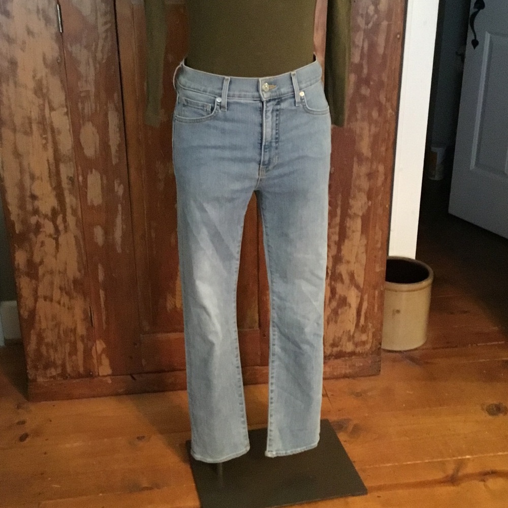Veronica Beard Ryleigh Slim Straight-Leg Jeans